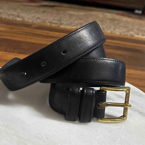 Coach ~ Men's Size 40 (Large) Black ~ Cowhide Leather Belt with Gold Buckle - Picture 1 of 13